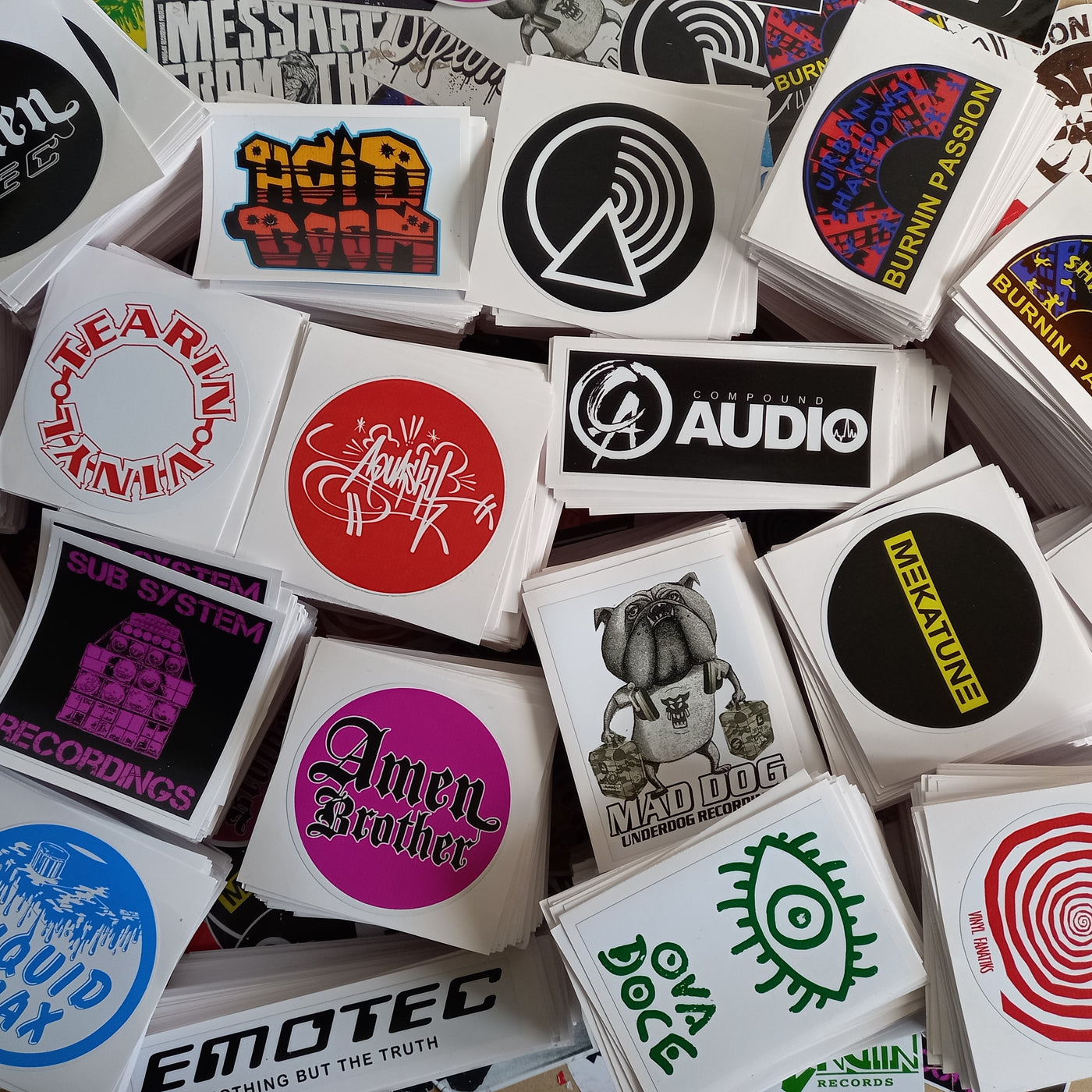 Vinyl Fanatiks Stickers – 8 Pack